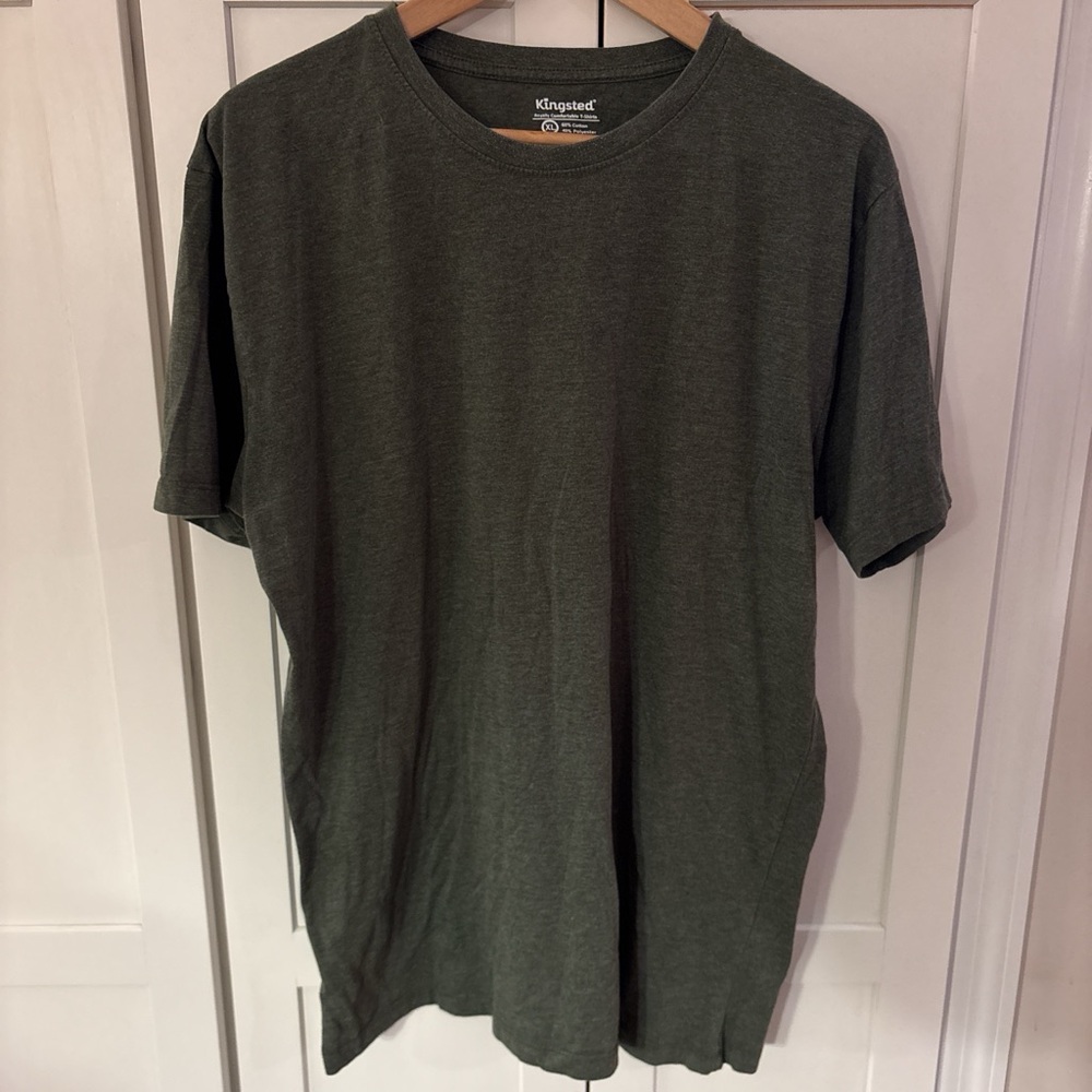 3/$10 Men's Green T-Shirt